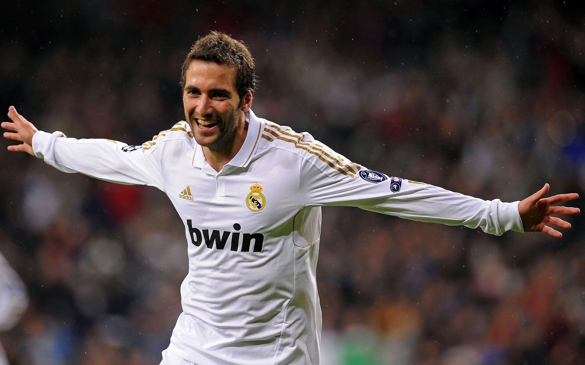 JIU YOU GAME-C罗：沙特联竞争强度不逊欧洲，进球应纳入金球评选，沙特足球强吗